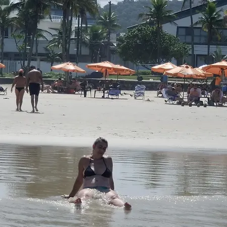 Guarujá - Praia da Enseada - 200 metros da praia - Apartamento inteiro-2